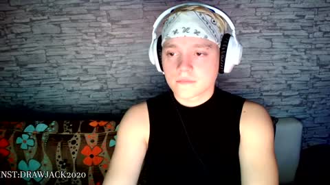 Snapshot of sweet_guys_ chatting on December 5, 2:15 am Jack online show from December 5, 2:15 am