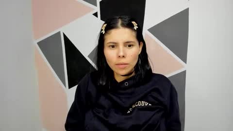 Snapshot of sweet_hann chatting on October 9, 7:36 am Hanna online show from October 9, 7:36 am