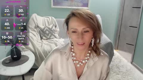 Helen online show from October 11, 6:51 am