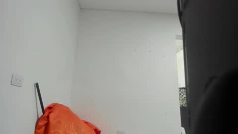 sweet_kitty_777 online show from April 15, 11:35 am