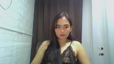 Snapshot of sweet_laika chatting on October 4, 4:21 am LAIKA online show from October 4, 4:21 am