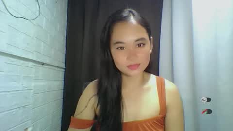 Snapshot of sweet_laika chatting on September 13, 6:05 am LAIKA online show from September 13, 6:05 am