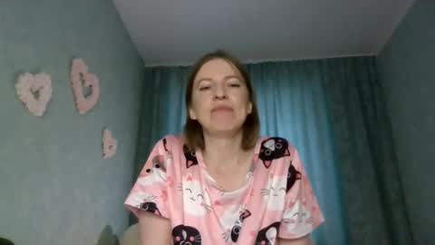Snapshot of sweet_lilbunny chatting on September 15, 2:35 am sweet_lilbunny online show from September 15, 2:35 am