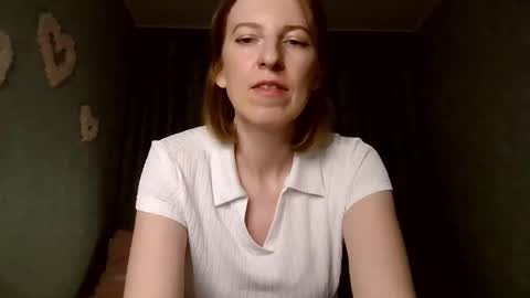 Snapshot of sweet_lilbunny chatting on October 14, 2:09 pm sweet_lilbunny online show from October 14, 2:09 pm