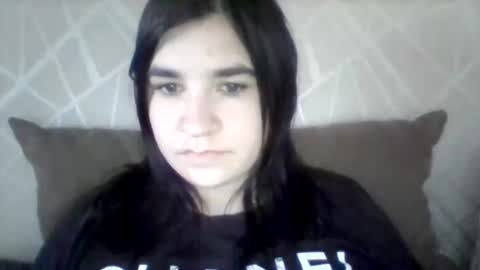 sweet_love2223 online show from June 11, 2:59 pm