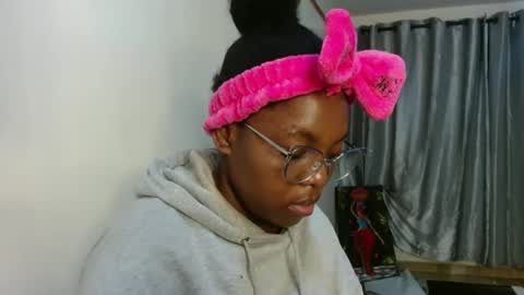 sweet_lovema online show from February 17, 2:42 am