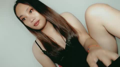 SWEET LOVE online show from May 1, 2:38 am