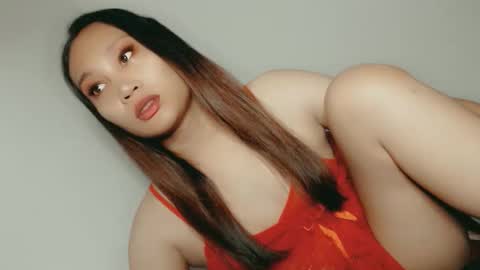 SWEET LOVE online show from May 9, 10:43 am