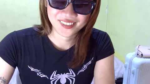 Sweet online show from October 15, 2:40 pm