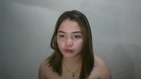 Snapshot of sweet_mae28xx chatting on January 30, 5:19 am sweet_mae28xx online show from January 30, 5:19 am