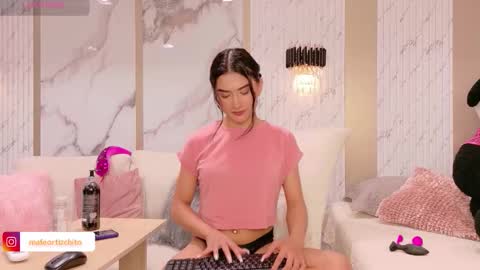 sweet_mafee online show from January 11, 1:00 am