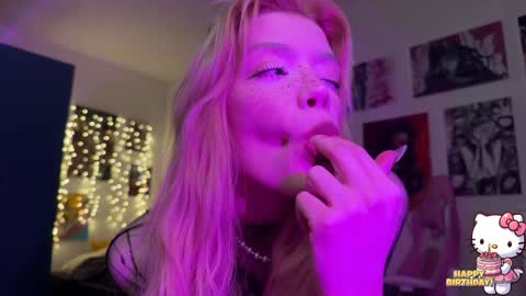 Snapshot of sweet_melissa133 chatting on January 20, 4:55 pm Melissa. Join me on Fansly link in social medias online show from January 20, 4:55 pm