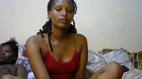 Linda online show from November 15, 3:57 pm