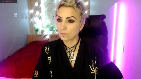 sweet_n_strong online show from November 18, 1:03 pm