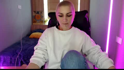 sweet_n_strong online show from May 7, 12:12 pm