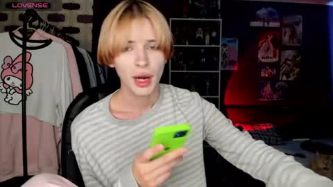 kira online show from July 20, 2:52 pm