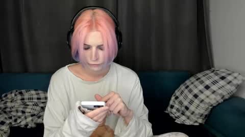 Snapshot of sweet_peach__ chatting on September 27, 9:01 pm kira online show from September 27, 9:01 pm