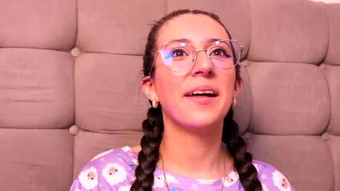 Sammy Lauren online show from November 20, 4:33 am