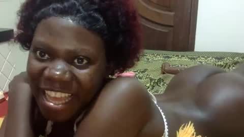 Snapshot of sweet_sharon01 chatting on October 8, 10:05 pm Sharon online show from October 8, 10:05 pm