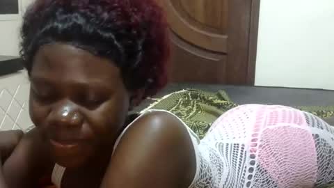 Snapshot of sweet_sharon01 chatting on October 15, 11:16 pm Sharon online show from October 15, 11:16 pm