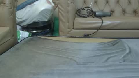 Sharon online show from April 8, 9:45 am