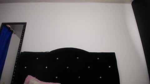 Adriana online show from April 4, 9:44 pm