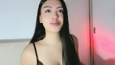 sweet_sophie_7 online show from June 24, 4:30 am