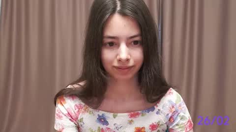 Snapshot of sweet_sweet_angel chatting on February 26, 12:16 pm Angel online show from February 26, 12:16 pm