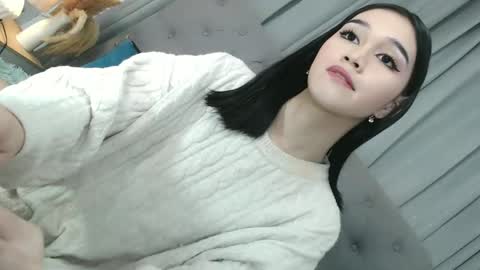 sweet_tatiana28 online show from April 5, 9:45 pm