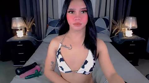 Snapshot of sweet_zoey12 chatting on September 24, 9:16 am bea takashi online show from September 24, 9:16 am