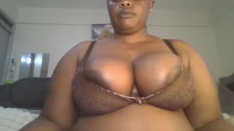 sweetbaby46 online show from December 14, 1:06 pm