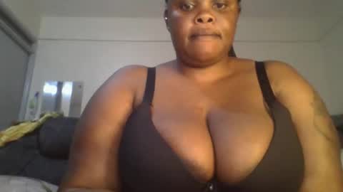 sweetbaby46 online show from April 2, 6:15 pm