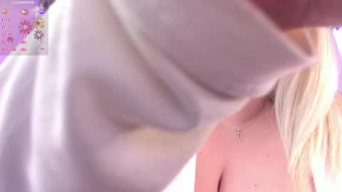 Andrea  online show from March 11, 8:52 am