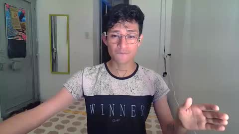 Alejandro online show from March 20, 9:20 pm