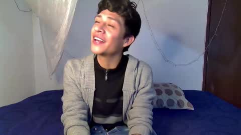 Cameron Alejandro online show from February 15, 6:33 am