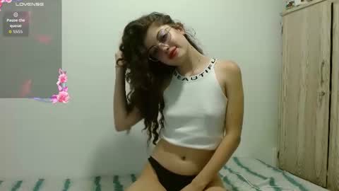 sweetcalm_ online show from July 12, 3:53 am