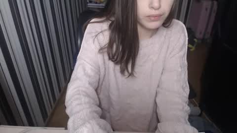 Snapshot of sweetcherry505 chatting on October 14, 6:22 pm sweetcherry505 online show from October 14, 6:22 pm