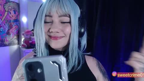 Snapshot of sweetcrime chatting on October 14, 2:25 am Independent model online show from October 14, 2:25 am