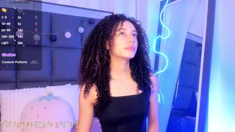 M I A online show from October 17, 10:52 am