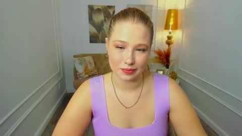 sweetdaylight online show from May 10, 5:41 pm