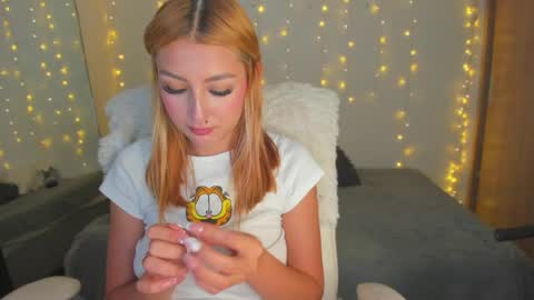 natalia online show from May 12, 5:38 am
