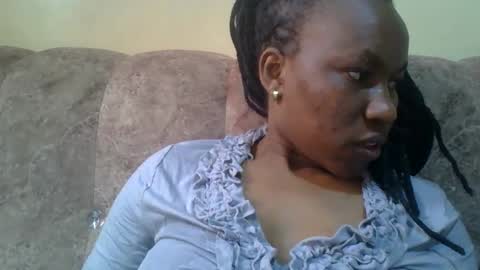 sweetdiva2012 online show from March 27, 7:03 am