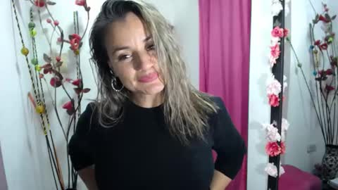 sweef online show from March 31, 3:40 am