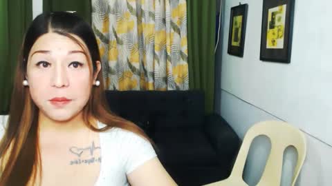 Snapshot of sweetflavor4uxxx chatting on January 2, 8:39 am GoddessAira4uTS online show from January 2, 8:39 am