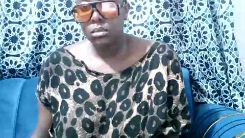 sweetgal11 online show from July 2, 8:58 pm