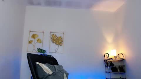 Snapshot of sweetgirl_mayxx chatting on September 14, 7:21 am May online show from September 14, 7:21 am