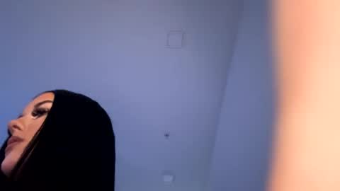 Snapshot of sweetgraciexo chatting on September 22, 1:42 am Gracie online show from September 22, 1:42 am
