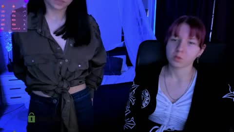 Chloe online show from April 18, 7:58 pm