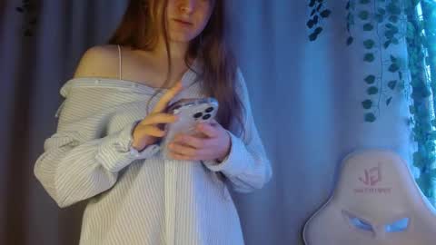 Snapshot of sweetie_lover chatting on October 7, 8:27 pm Annie online show from October 7, 8:27 pm
