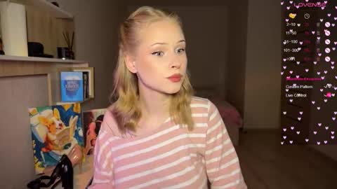 Snapshot of sweetielis chatting on October 19, 2:44 pm sweetie Lisa3 online show from October 19, 2:44 pm